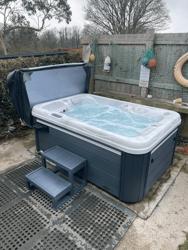 The Ara Plug & Play Hot Tub